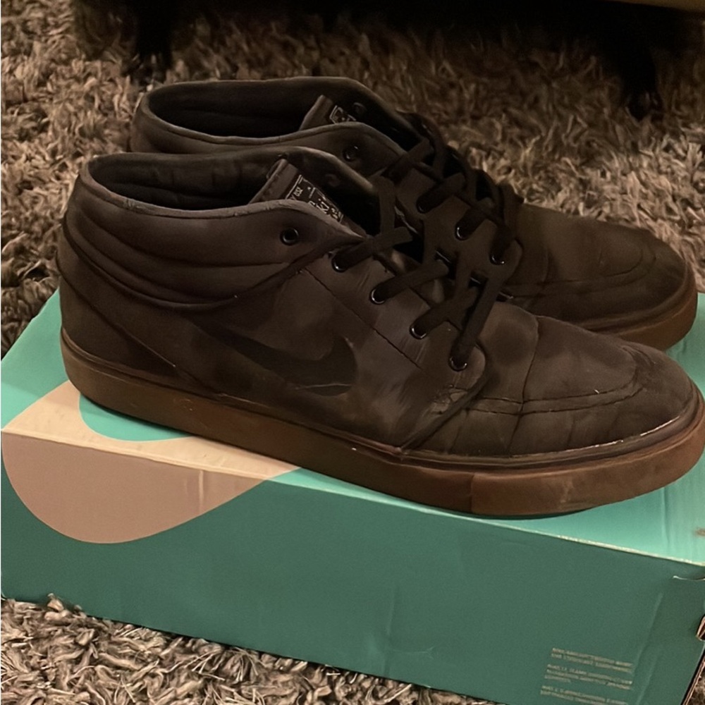 Nike “Janoski”